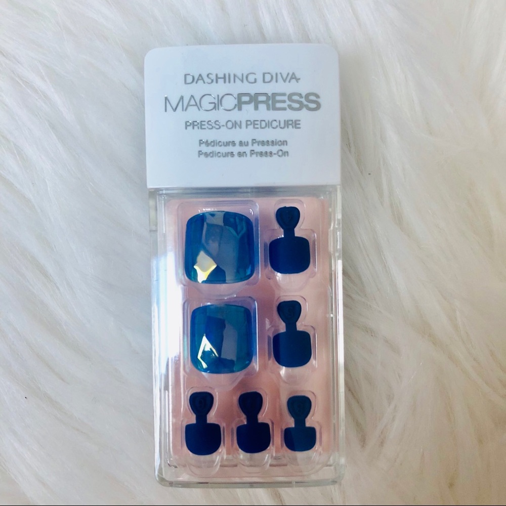 Dashing Diva - Magic press on